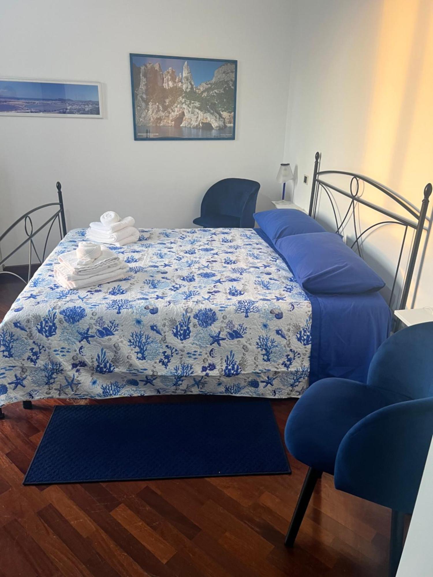 Rosa Dei Venti Hotel Каляри Екстериор снимка